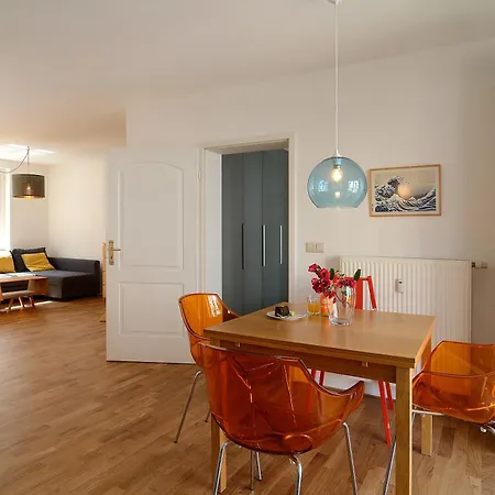 Amazing Dd Neustadt With Balcony! Appartement