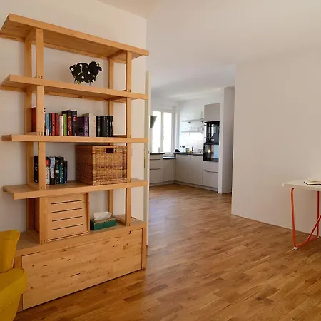 Amazing Dd Neustadt With Balcony! Dresden